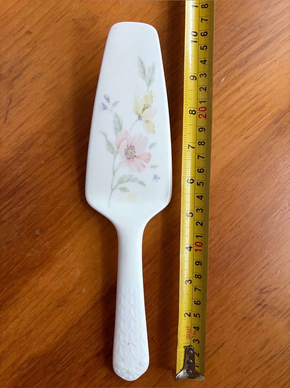 Porcelain Floral Cake Server - White with Pink Flower